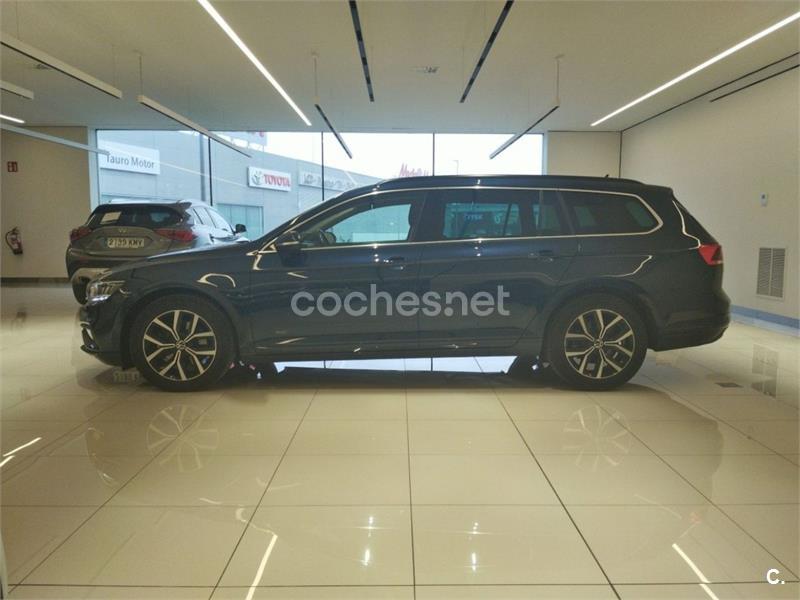 VOLKSWAGEN Passat Variant Executive 2.0 TDI DSG