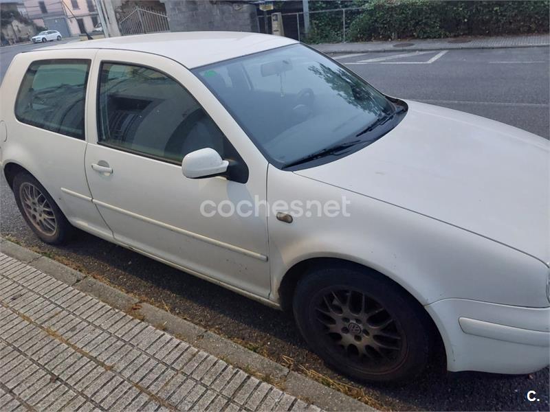 VOLKSWAGEN Golf 1.9TDI HIGHLINE