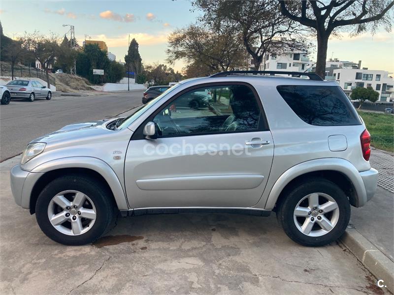 TOYOTA Rav4 2.0 D4D Executive 4X4