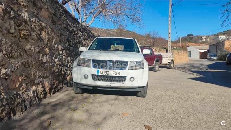 SUZUKI Grand Vitara