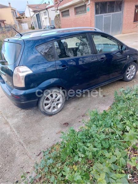 TOYOTA Corolla Verso