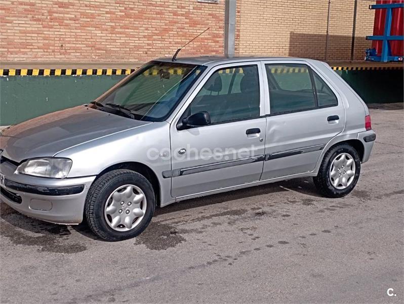 PEUGEOT 106