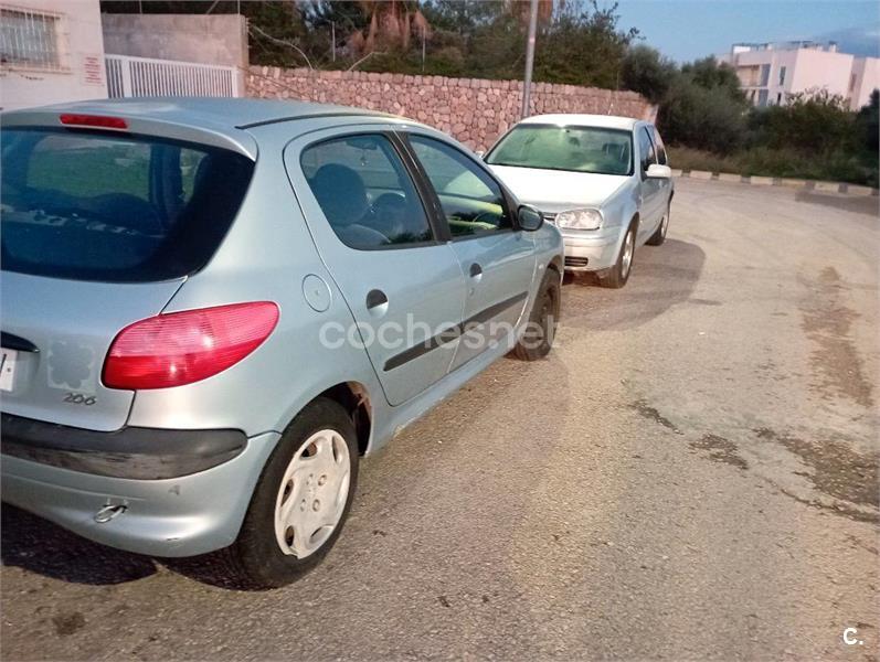 PEUGEOT 206