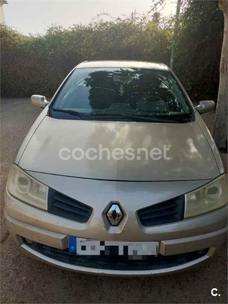 RENAULT Megane