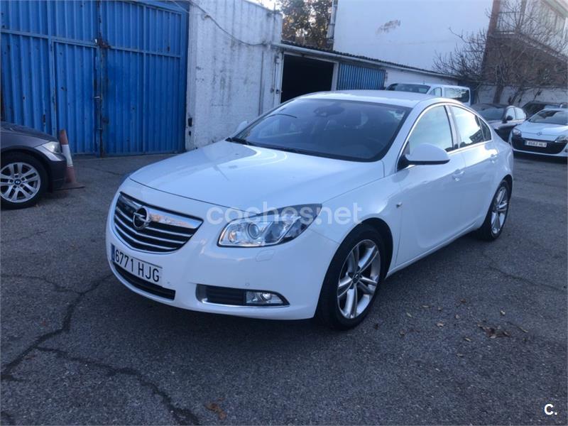 OPEL Insignia 2.0 Turbo 4x4 250 CV Sportive