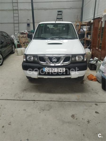 NISSAN Terrano 2.7 TDi Comfort Plus