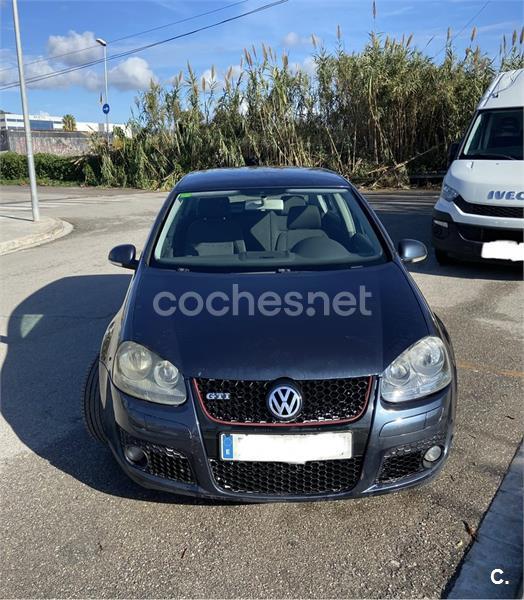 VOLKSWAGEN Golf 2.0 TDI DSG Highline