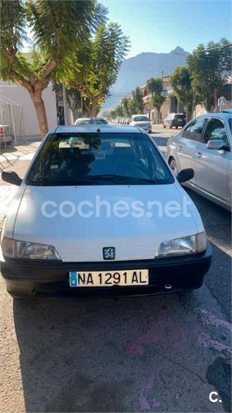 PEUGEOT 106