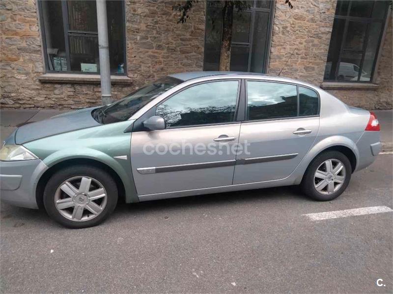 RENAULT Megane