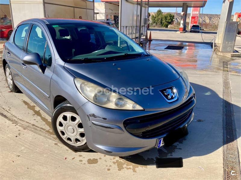 PEUGEOT 207