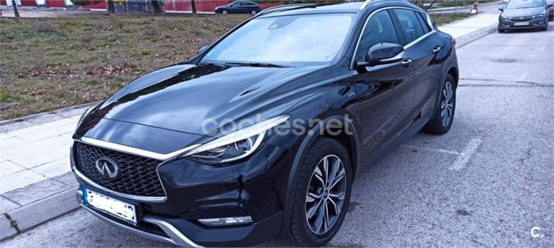 INFINITI QX30 2.2D PREMIUM TECH 7DCT AWD