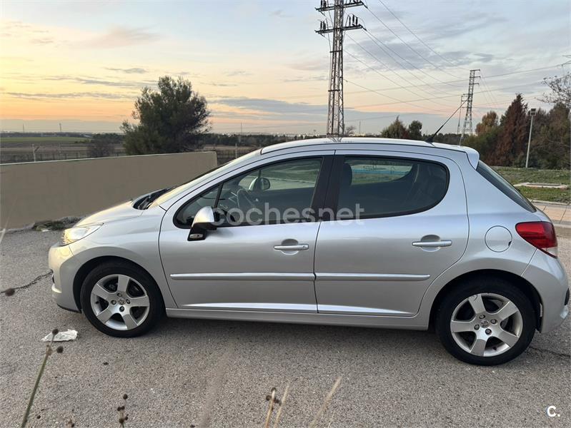 PEUGEOT 207 ACTIVE 1.6 HDI 92 FAP