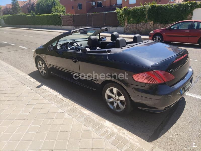 PEUGEOT 307 CC 2.0 HDi 136 Sport