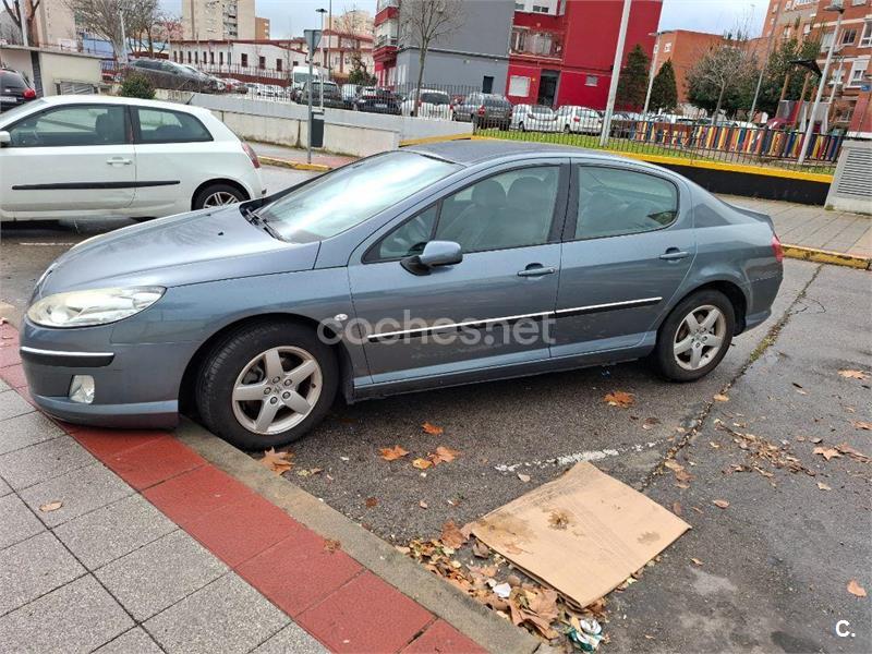 PEUGEOT 407