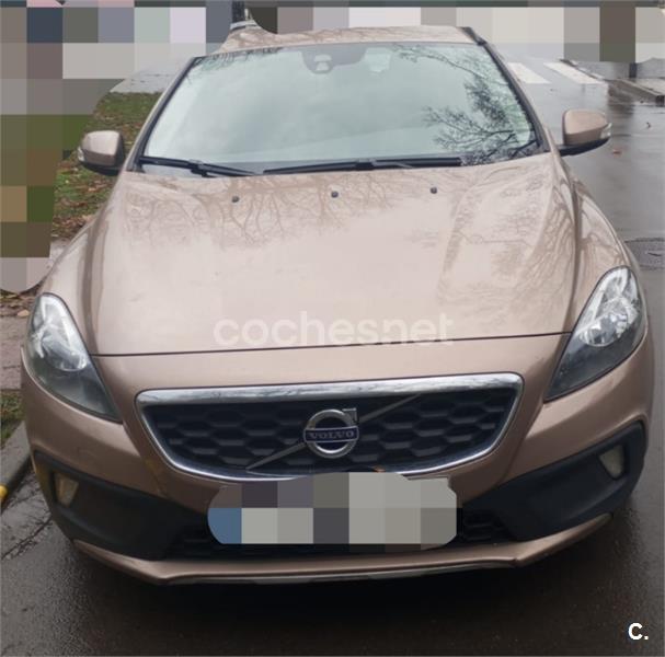 VOLVO V40 Cross Country 1.6 D2 Kinetic Auto