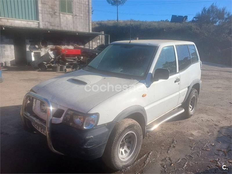 NISSAN Terrano