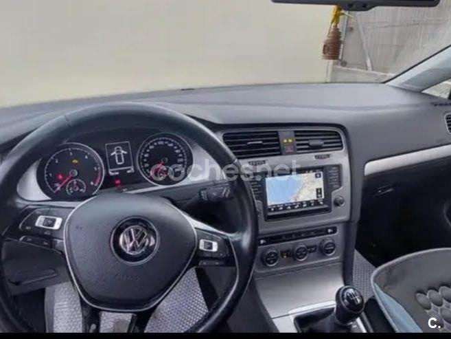 VOLKSWAGEN Golf Variant Edition 1.6 TDI BMT