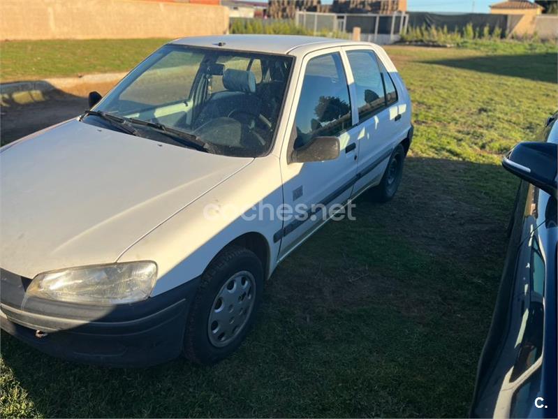 PEUGEOT 106