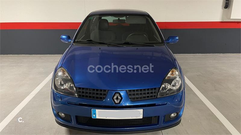 RENAULT Clio Renault Sport S 2.0 16V