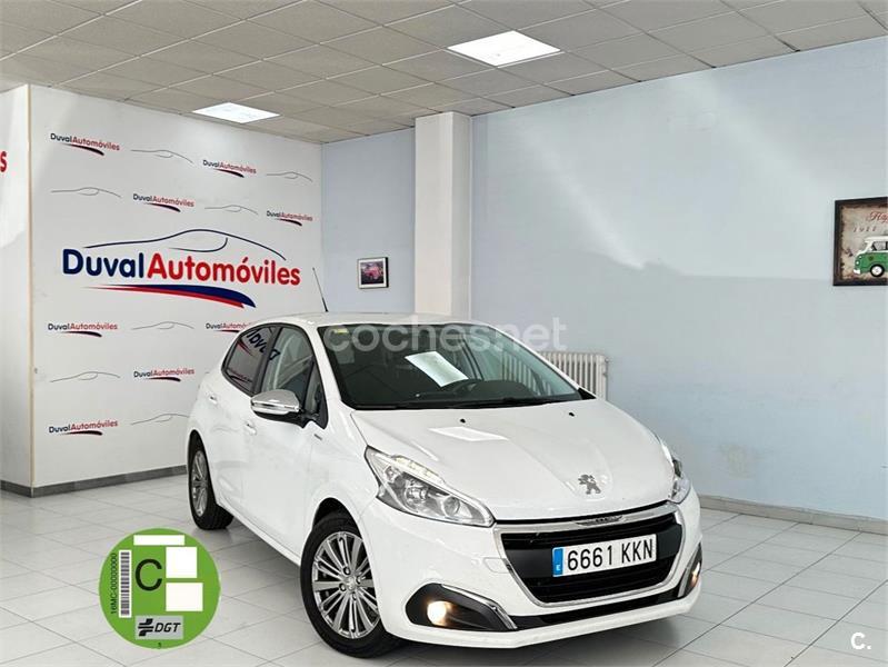 PEUGEOT 208 STYLE 1.6 BlueHDi