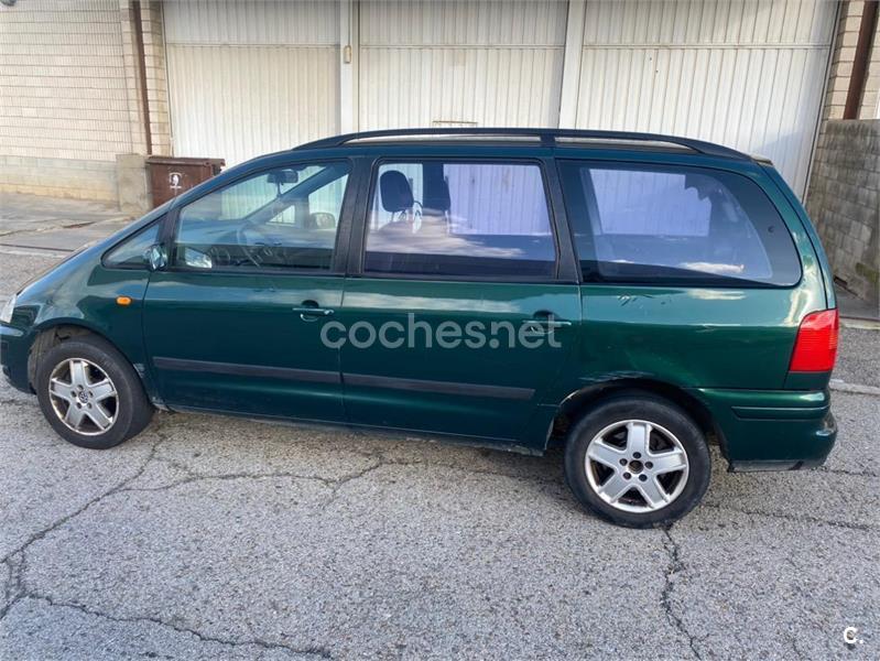 VOLKSWAGEN Sharan