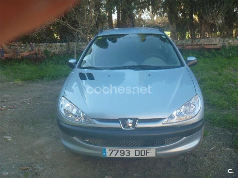 PEUGEOT 206