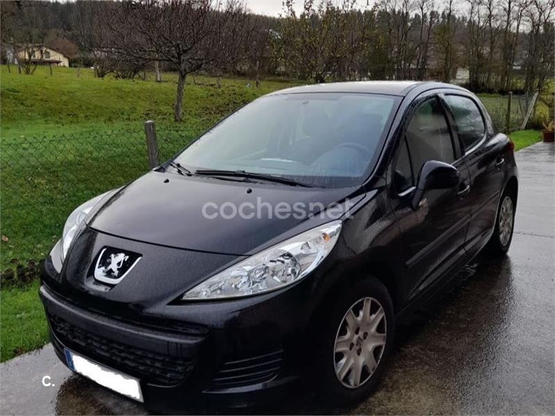 PEUGEOT 207 Confort 1.6 HDI 90