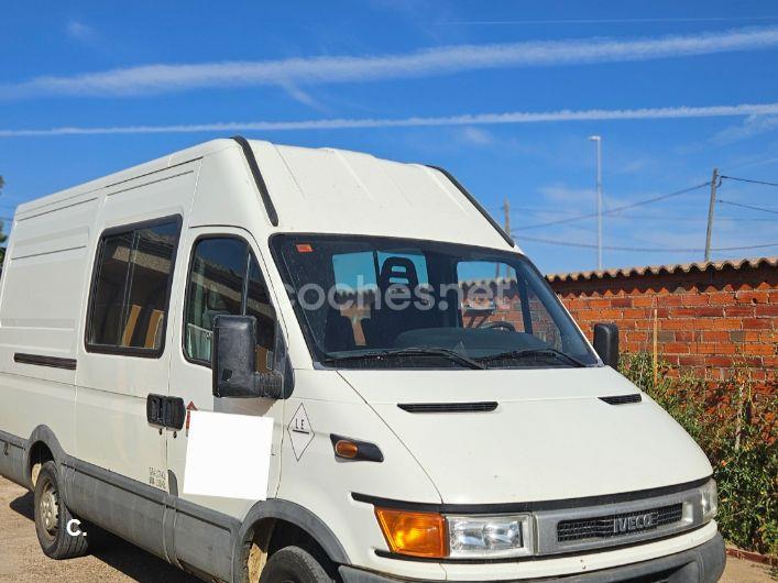 IVECO Daily 35 S 11 3750 RS