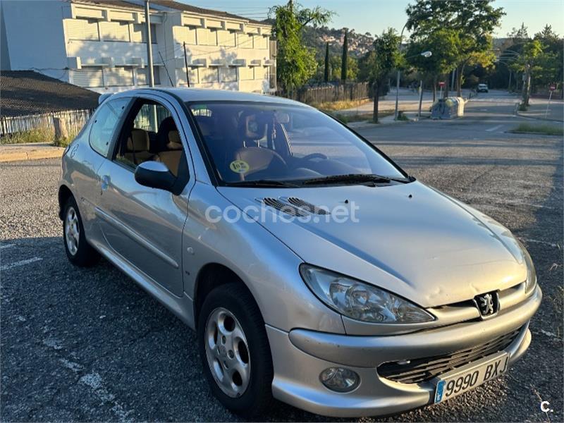 PEUGEOT 206 1.4 75 XS