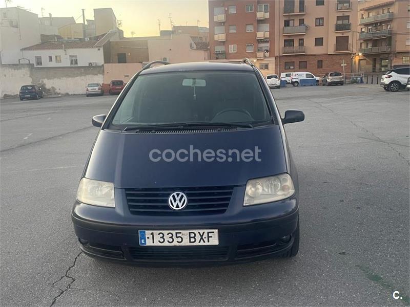 VOLKSWAGEN Sharan 1.9TDI COMFORTLINE