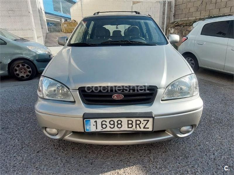 KIA Carens 1.8 RS