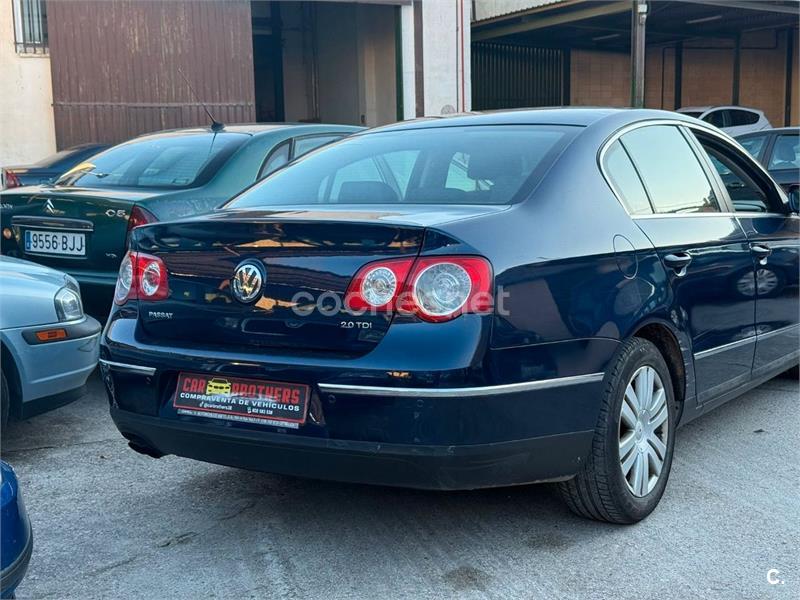 VOLKSWAGEN Passat 2.0 TDI Advance DSG