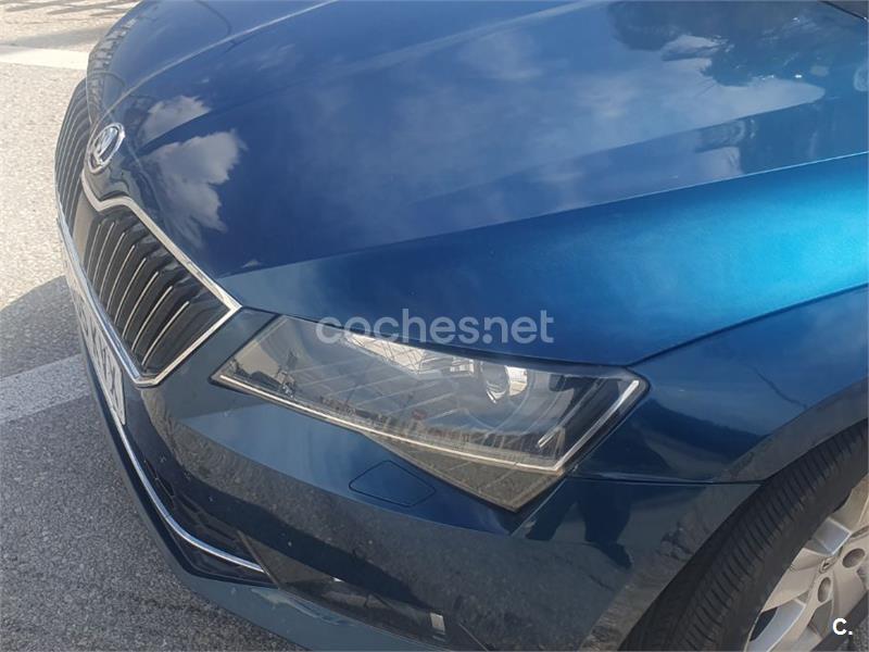 SKODA Superb 2.0 TDI AdBlue tech Style