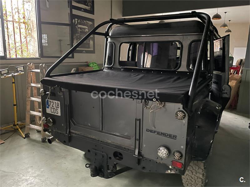 LAND-ROVER Defender 110 2.5 TD5 Doble Cabina SE