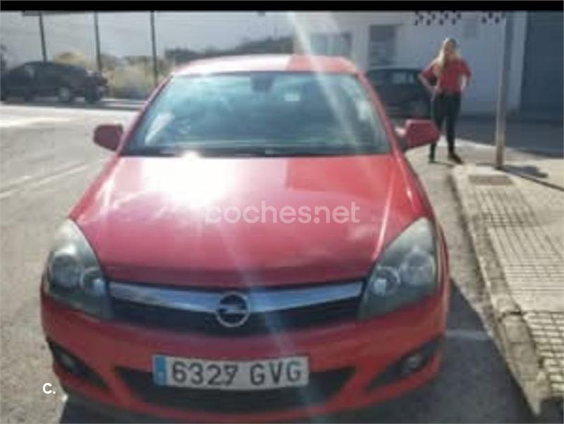 OPEL Astra 1.4 16v 111 Years GTC