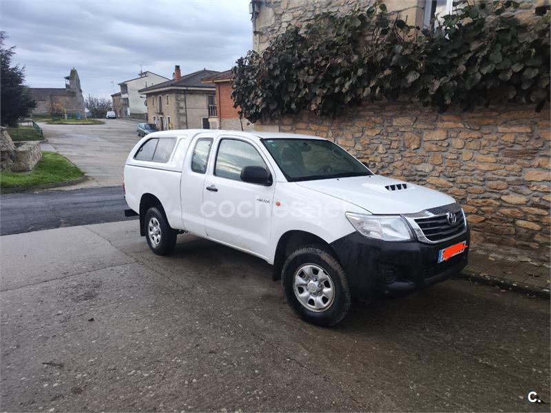 TOYOTA Hilux 2.5 D4D Cabina Extra GX 4x4