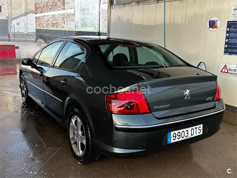 PEUGEOT 407