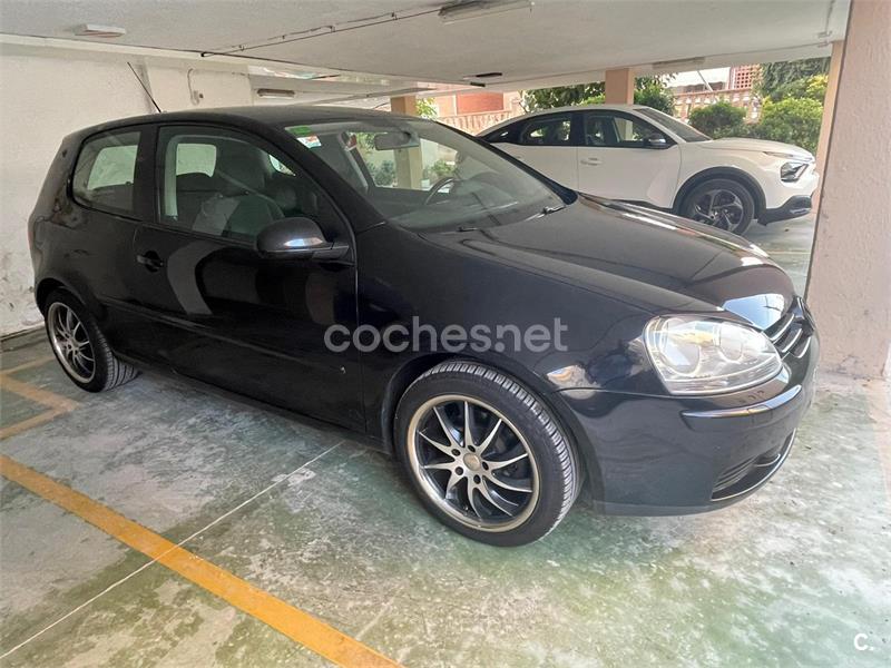 VOLKSWAGEN Golf 1.6 iGolf
