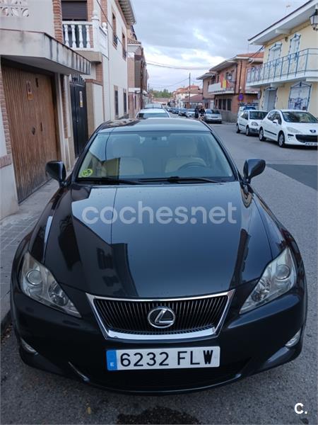 LEXUS IS 220d Premium