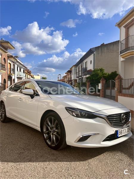 MAZDA Mazda6 2.2 DE AT Lux.Prem.Tra.SR CN