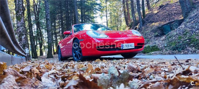 PORSCHE 911 CARRERA 4 COUPE