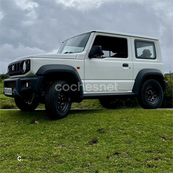 SUZUKI Jimny 1.5 PRO 5MT