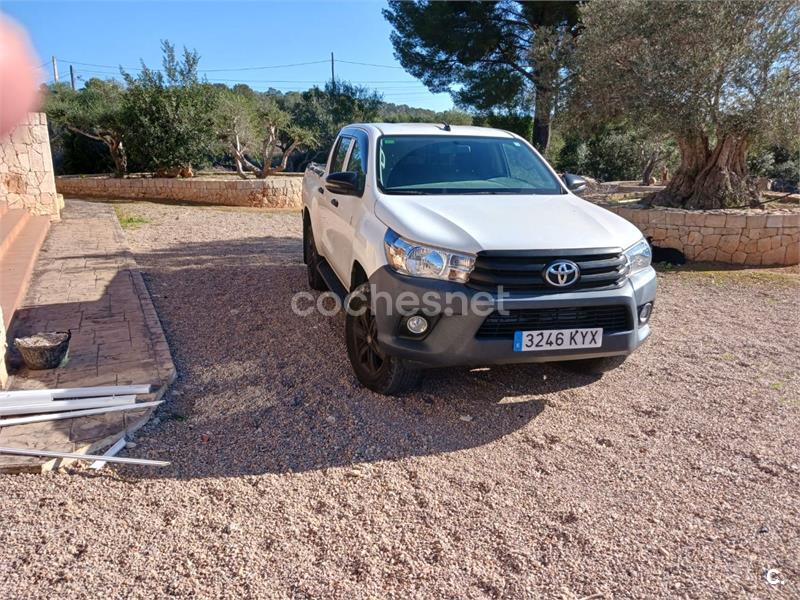 TOYOTA Hilux 2.4 D4D Cabina Doble GX