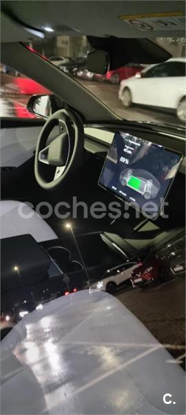 TESLA Model 3 Gran Autonomia RWD