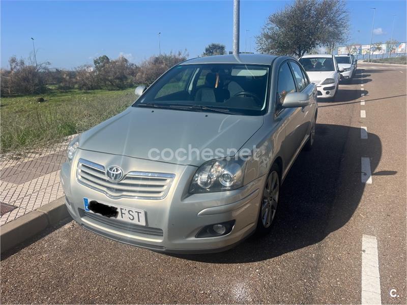 TOYOTA Avensis 2.0 D4D SOL