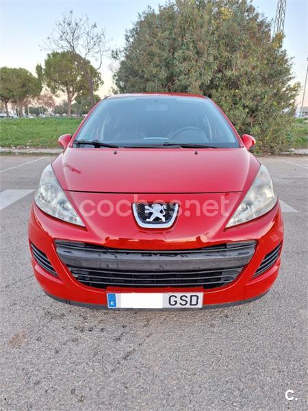 PEUGEOT 207 Confort 1.4 75