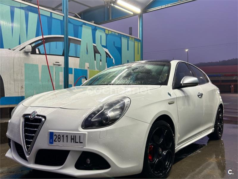 ALFA ROMEO Giulietta 2.0 JTDm TCT Distinctive