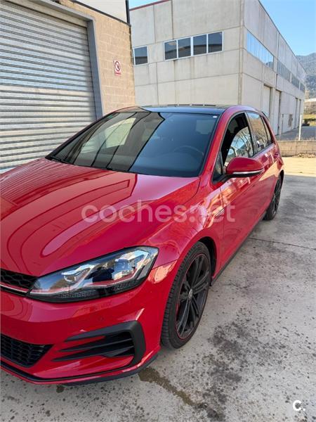 VOLKSWAGEN Golf GTI Performance 2.0 TSI