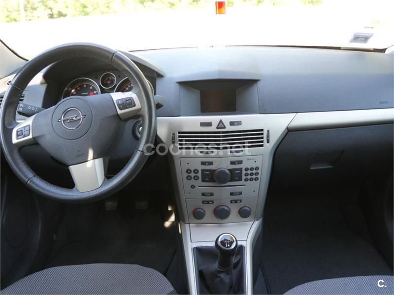 OPEL Astra GTC 1.6 16v Sport