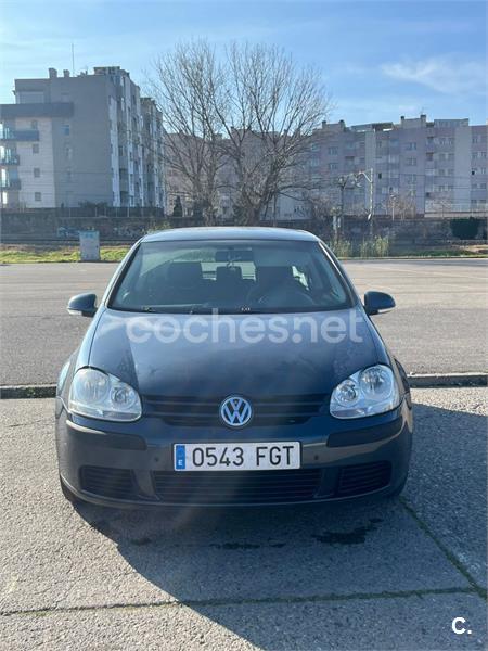 VOLKSWAGEN Golf 1.9 TDI CONCEPTLINE